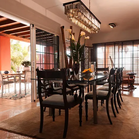 Villa Red-house *